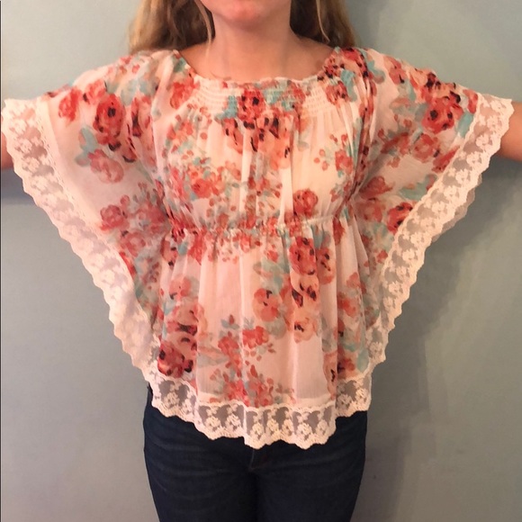 Candie's Other - Floral blouse with lovely white trim on edge